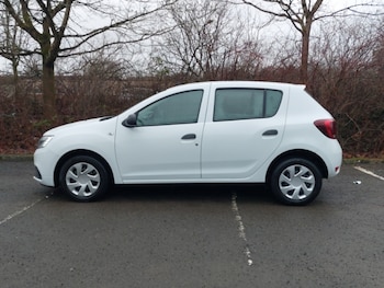Used Dacia Sandero 2019 for sale - 77433490: Photo
