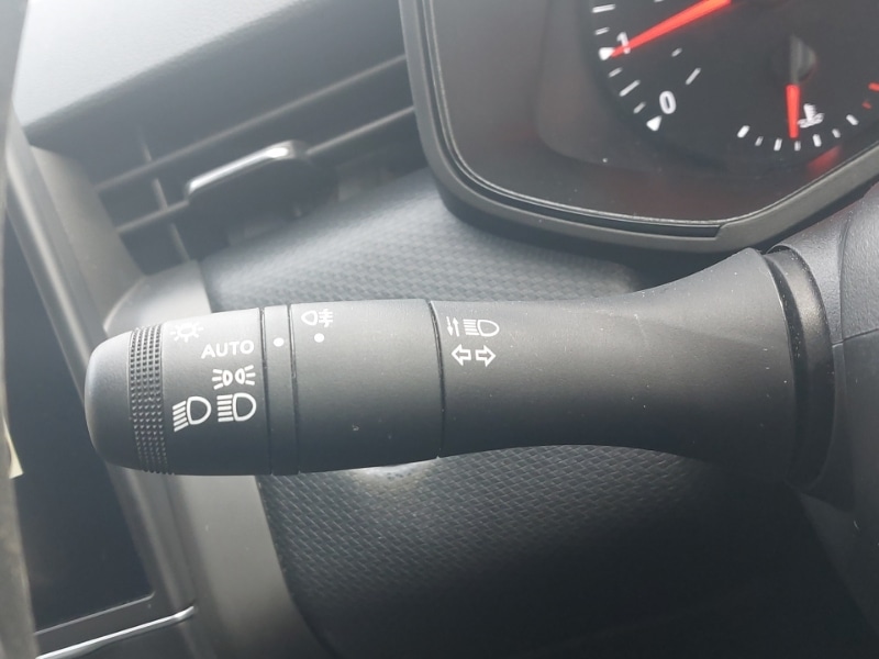 Used Renault Clio 2021 for sale - 76502368: Photo 15