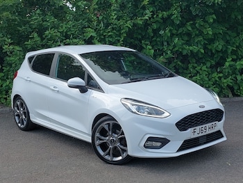 2019 - 1.0 EcoBoost 140 ST-Line X 5dr