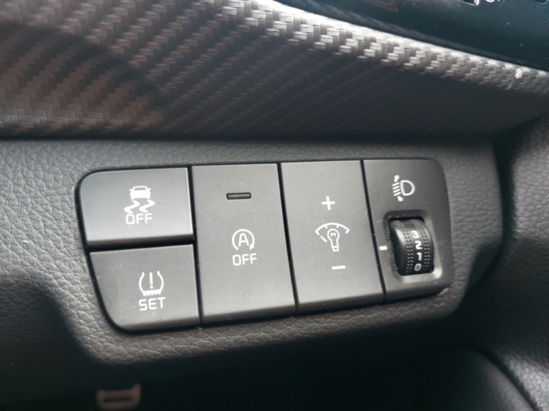 Used Kia Stonic 2024 for sale - 76478346: Photo 14