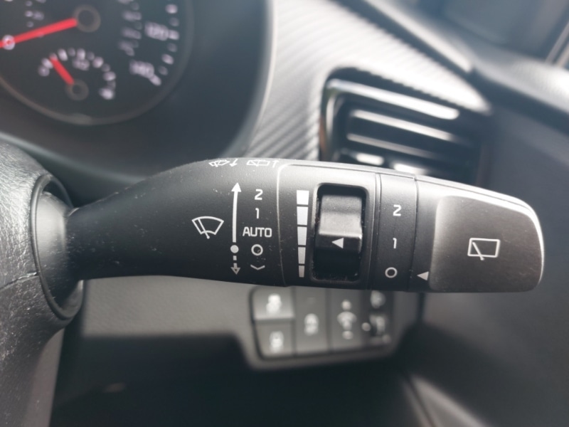 Used Kia Stonic 2024 for sale - 76478346: Photo 16