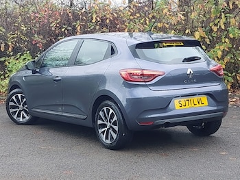 Used Renault Clio 2022 for sale - 76506931: Photo