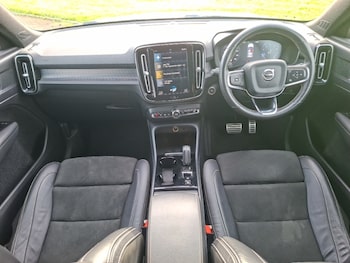 Used Volvo XC40 2021 for sale - 79044439: Photo