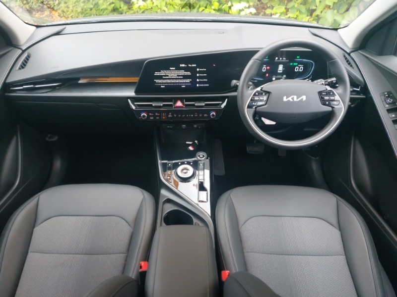 Used Kia Niro 2025 for sale - 76150372: Photo 2