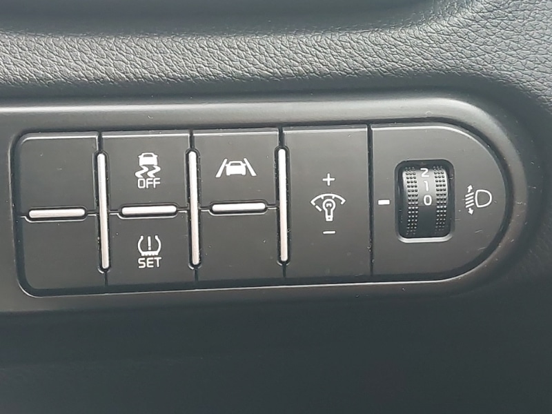 Used Kia XCeed 2023 for sale - 76556616: Photo 18