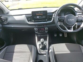 Used Kia Stonic 2022 for sale - 78747500: Photo