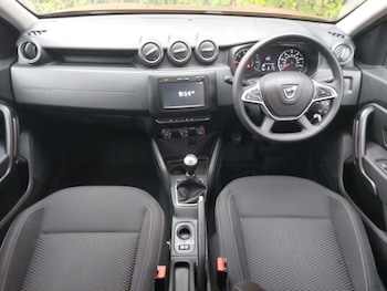 Used Dacia Duster 2020 for sale - 76264884: Photo 2