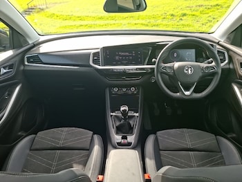 Used Vauxhall Grandland 2023 for sale - 79278528: Photo
