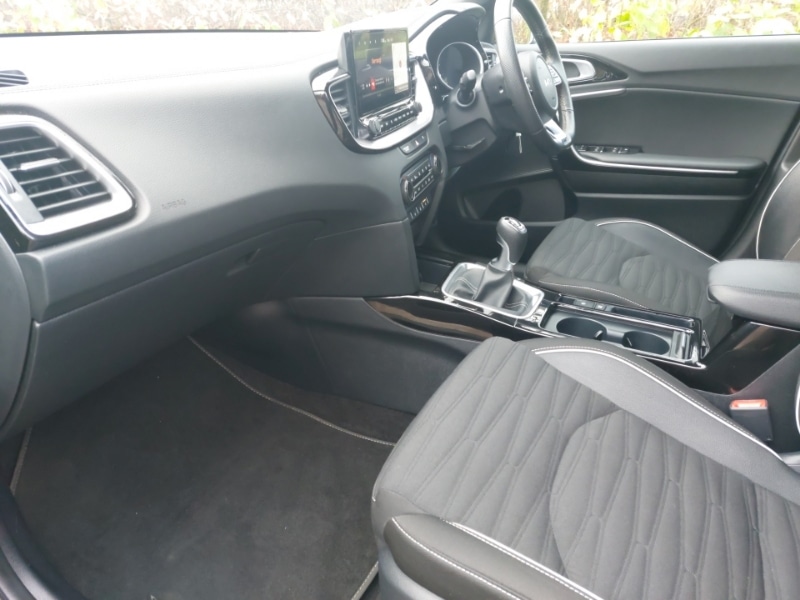 Used Kia XCeed 2023 for sale - 76668781: Photo 5