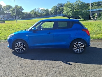 Used Suzuki Swift 2023 for sale - 79044437: Photo
