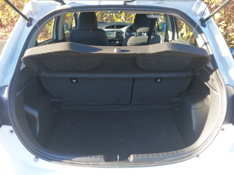 Used Toyota Yaris 2019 for sale - 76695956: Photo 8