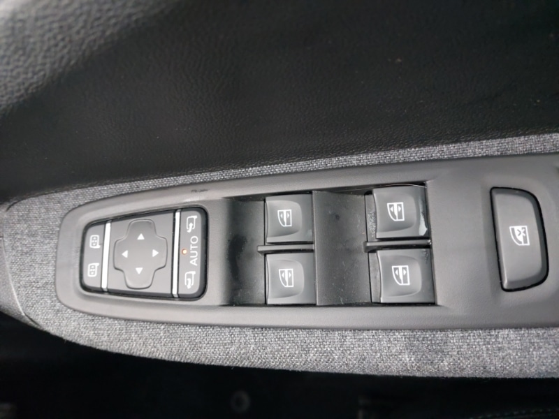 Used Renault Zoe 2022 for sale - 77956760: Photo 18