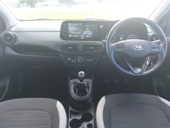 Used Hyundai i10 2022 for sale - 78848798: Photo