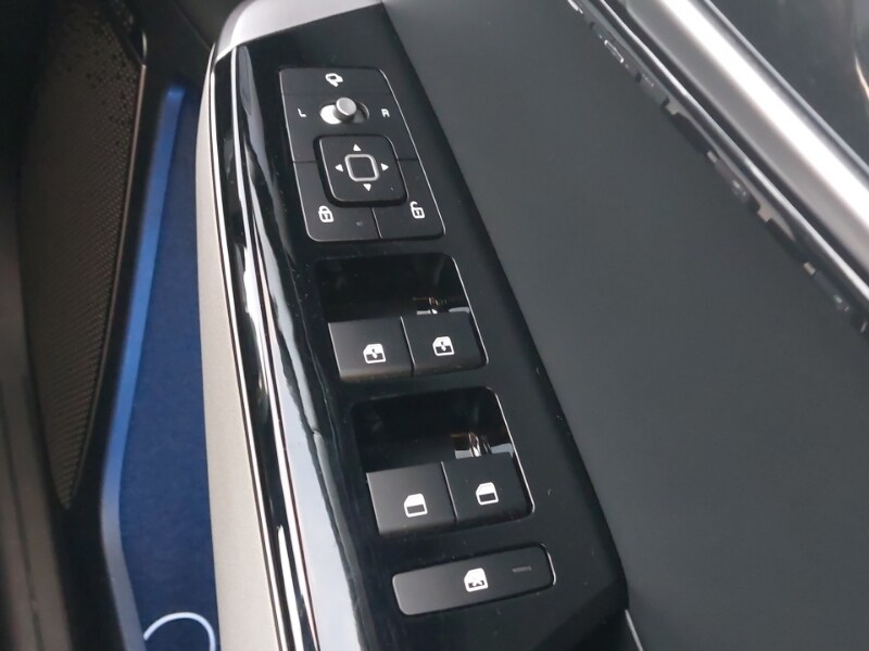 Used Kia EV6 2024 for sale - 77531132: Photo 19