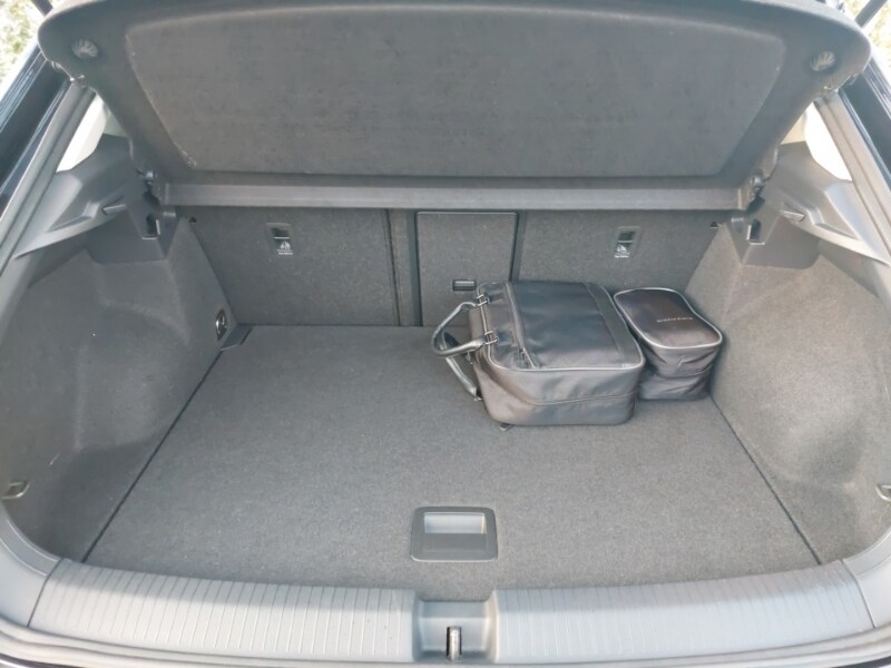 Used Volkswagen T-Roc 2022 for sale - 77531152: Photo 8