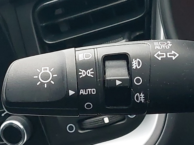 Used Kia Stonic 2022 for sale - 77058808: Photo 16