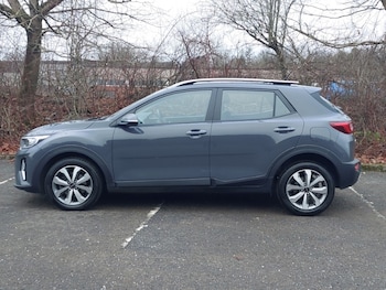 Used Kia Stonic 2022 for sale - 77058808: Photo