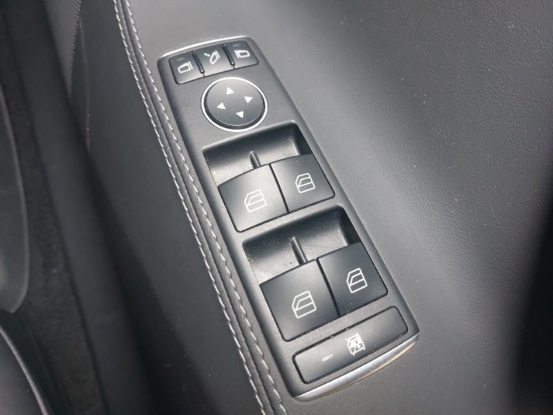 Used Tesla Model S 2019 for sale - 76749224: Photo 13