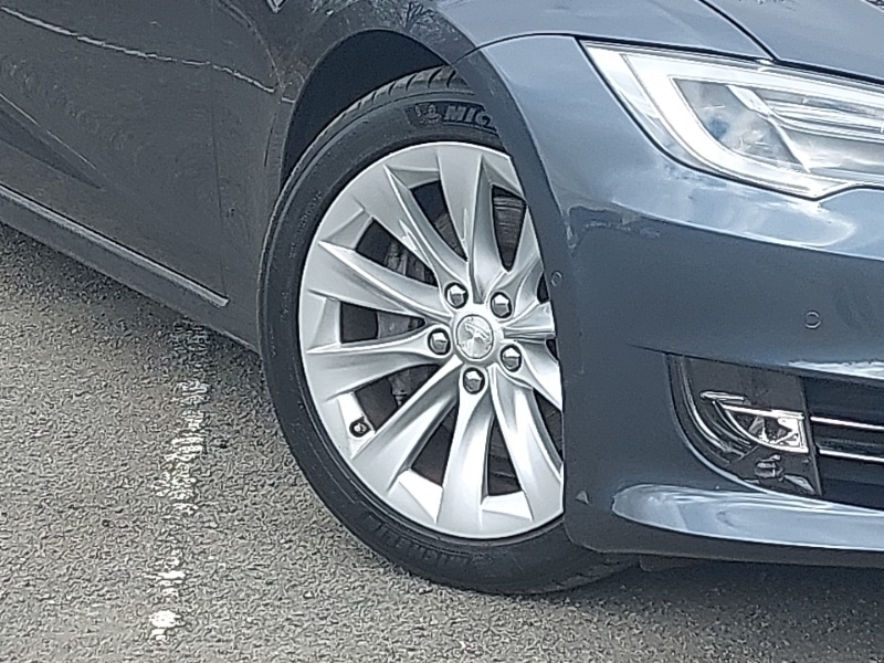 Used Tesla Model S 2019 for sale - 76749224: Photo 9