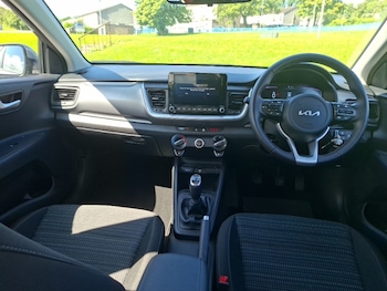 Used Kia Stonic 2025 for sale - 79247263: Photo
