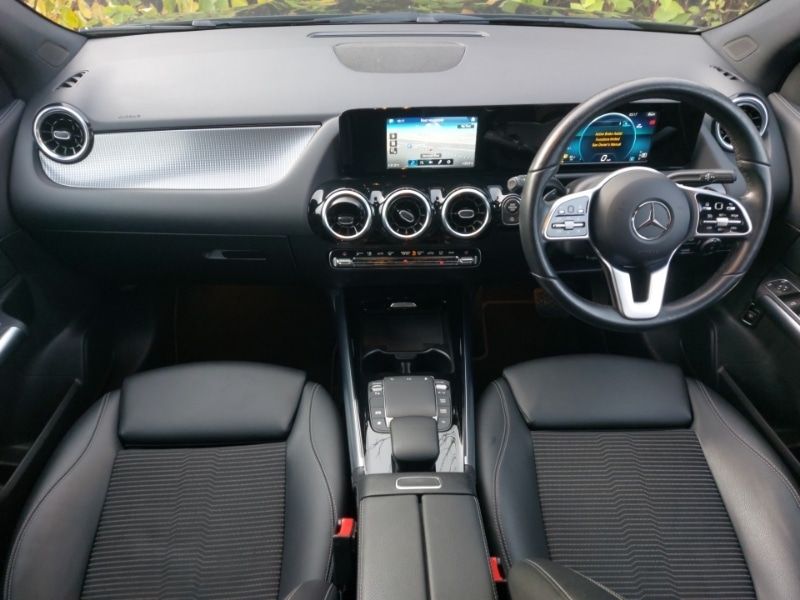 Used Mercedes-Benz GLA 2020 for sale - 76779347: Photo 2