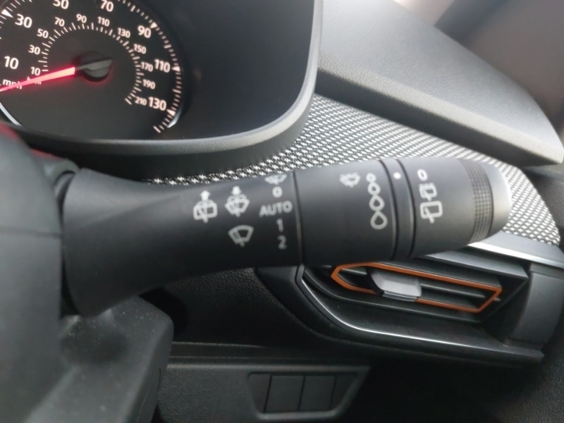 Used Dacia Sandero Stepway 2021 for sale - 76401069: Photo 17