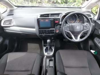 Used Honda Jazz 2017 for sale - 74943770: Photo