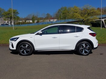 Used Ford Focus 2023 for sale - 78425201: Photo