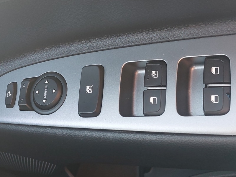 Used Kia Stonic 2024 for sale - 77874276: Photo 18