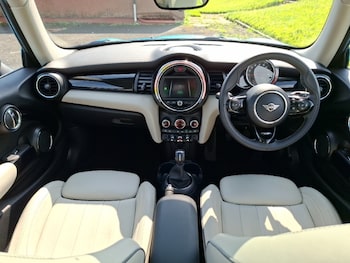 Used MINI Hatch 2019 for sale - 78928620: Photo