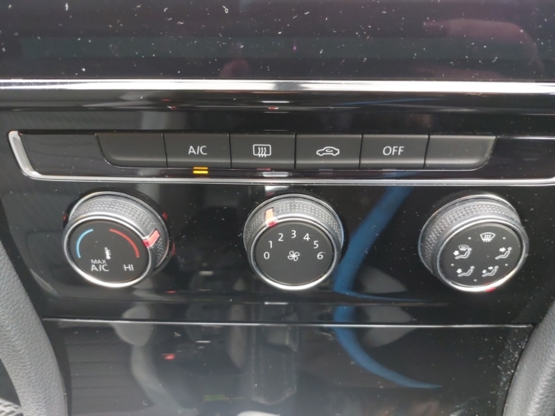 Used Volkswagen Golf 2020 for sale - 76121025: Photo 15