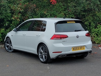 Used Volkswagen Golf 2020 for sale - 76121025: Photo 3