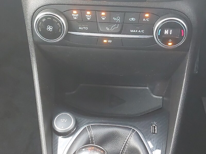 Used Ford Fiesta 2018 for sale - 77209388: Photo 14