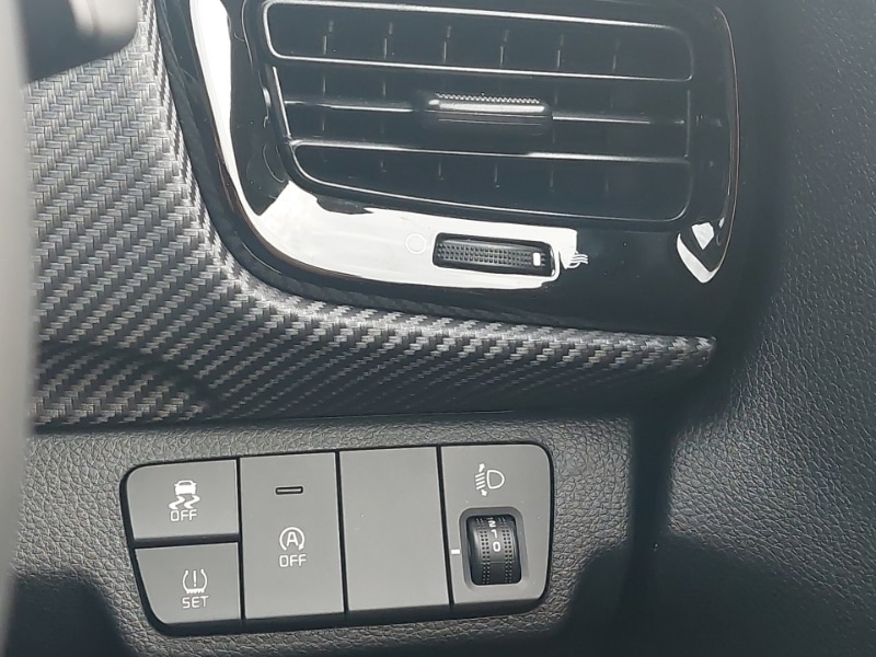 Used Kia Stonic 2025 for sale - 76947602: Photo 18