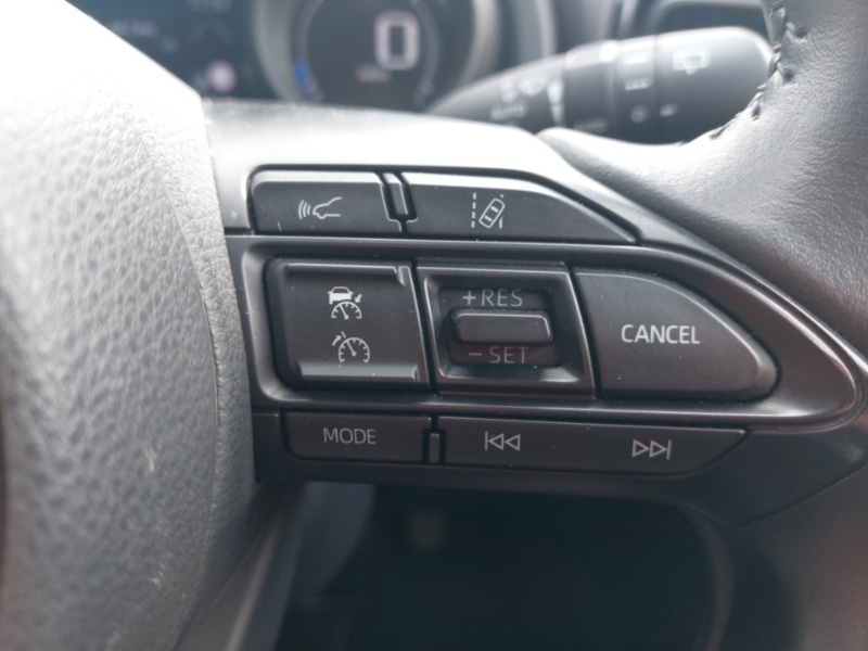 2022 Toyota Yaris Cross 1.5 Hybrid Icon 5dr CVT Estate Hybrid Automatic - Picture 15 of 19