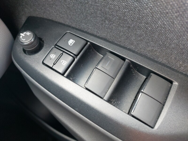 2022 Toyota Yaris Cross 1.5 Hybrid Icon 5dr CVT Estate Hybrid Automatic - Picture 19 of 19