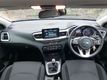 Used Kia Ceed 2019 for sale - 74470770: Photo