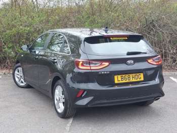 Used Kia Ceed 2019 for sale - 74470770: Photo