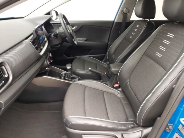 Used Kia Stonic 2024 for sale - 75591974: Photo 5