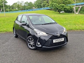 Used Toyota Yaris 2019 for sale - 79056442: Photo