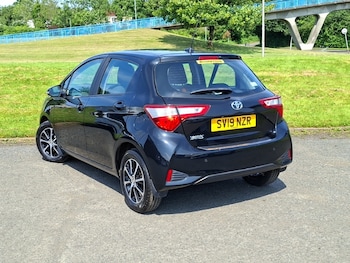 Used Toyota Yaris 2019 for sale - 79056442: Photo