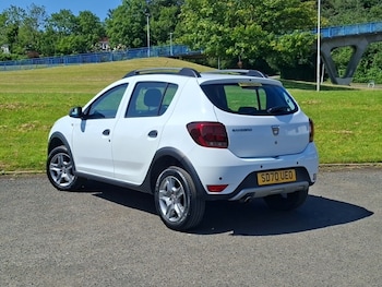 Used Dacia Sandero Stepway 2020 for sale - 79056451: Photo