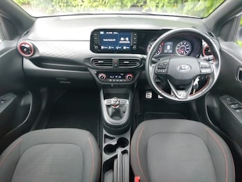 Used Hyundai i10 2021 for sale - 75681771: Photo
