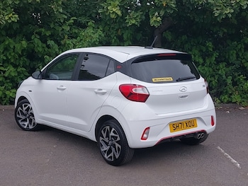 Used Hyundai i10 2021 for sale - 75681771: Photo