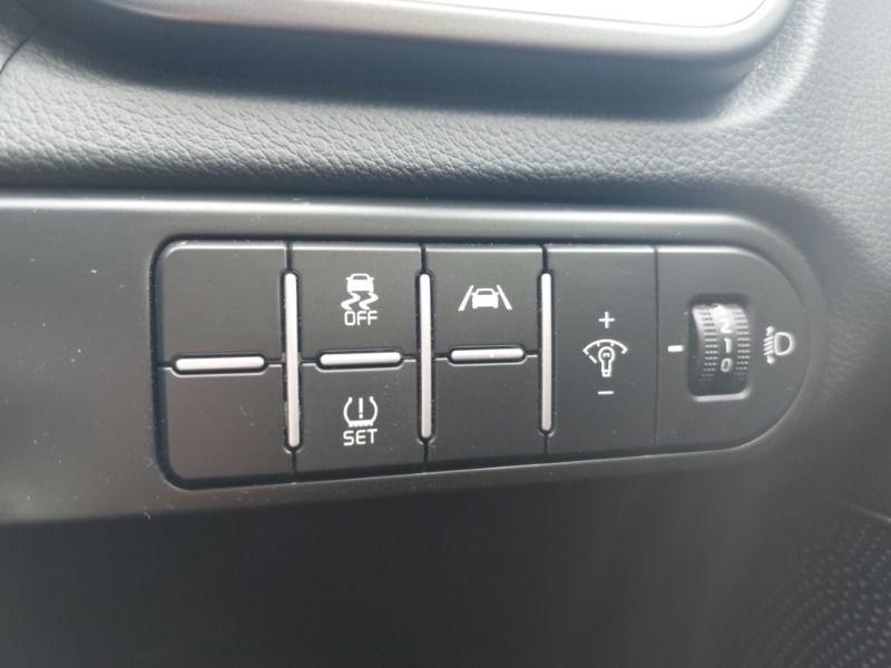Used Kia XCeed 2023 for sale - 76052354: Photo 14
