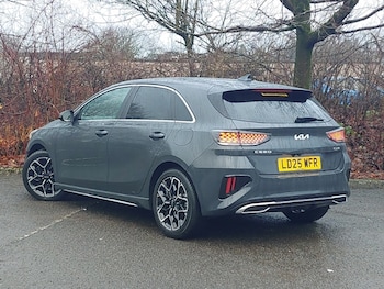 Used Kia Ceed 2025 for sale - 76970338: Photo