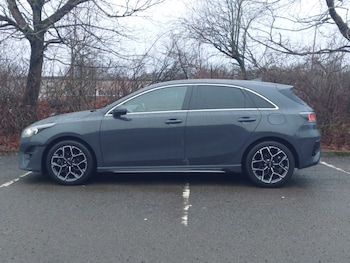 Used Kia Ceed 2025 for sale - 76970338: Photo