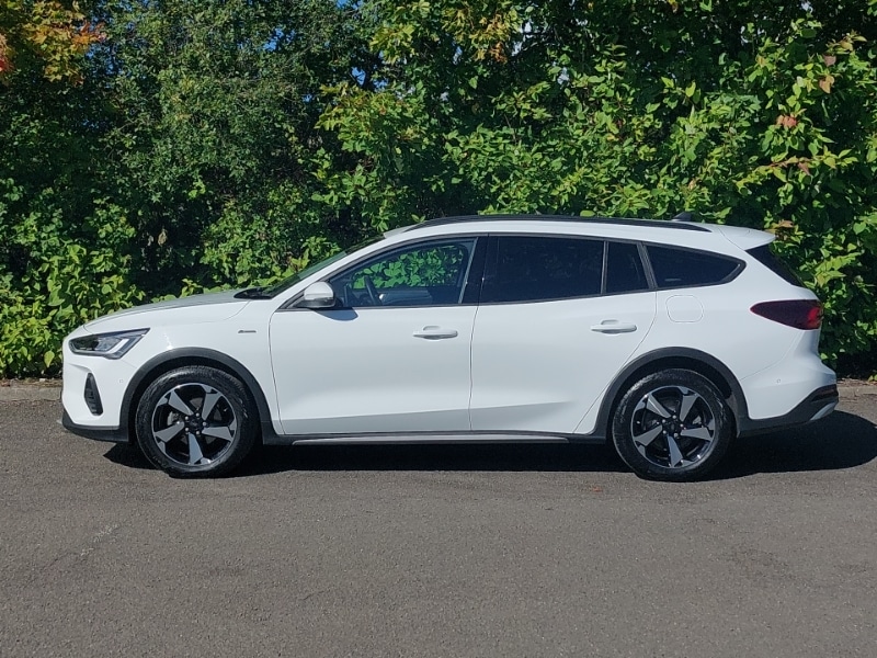 Used Ford Focus 2023 for sale - 76964264: Photo 4