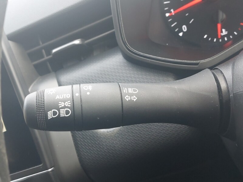 Used Renault Clio 2021 for sale - 76860479: Photo 15