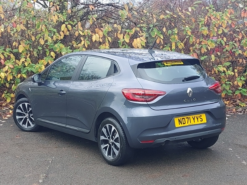 Used Renault Clio 2021 for sale - 76860479: Photo 3